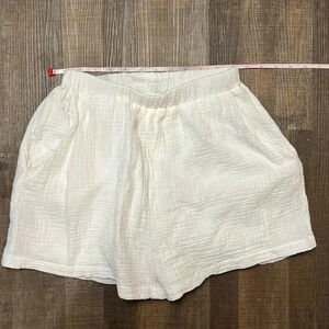 Preworn Princess Polly women’s 
 white‎ cotton shorts 4 summer elastic waist…